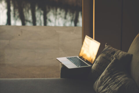 Small thumbs full width